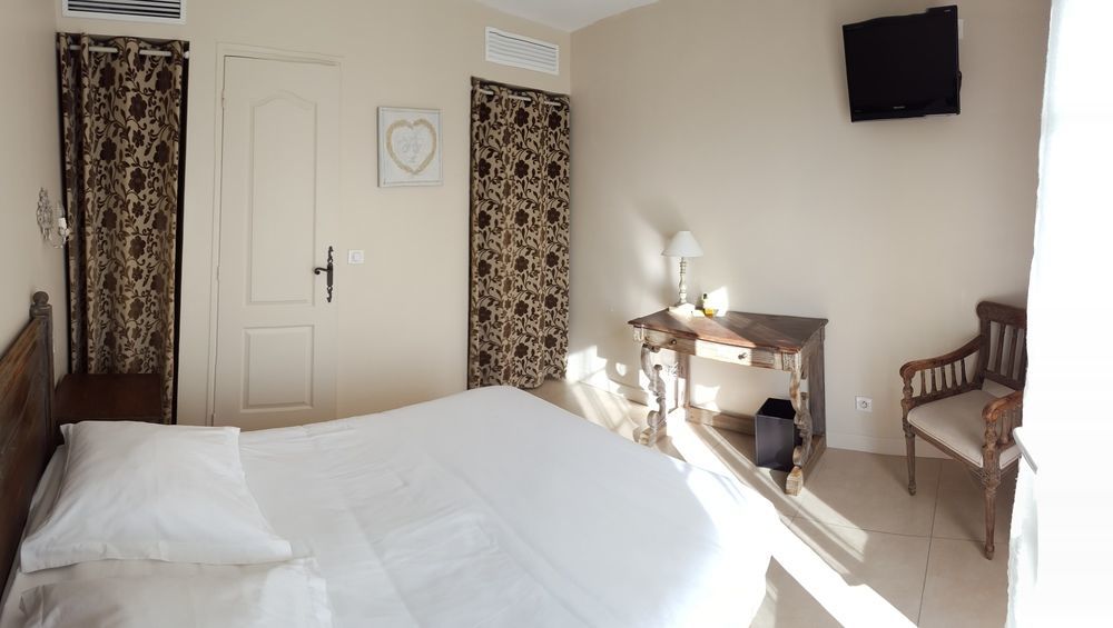 Hotel Le Mas Saint Joseph Esterno foto